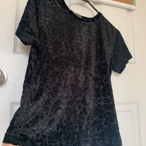 Women’s size small banana republic black velvet floral patterned shirt.